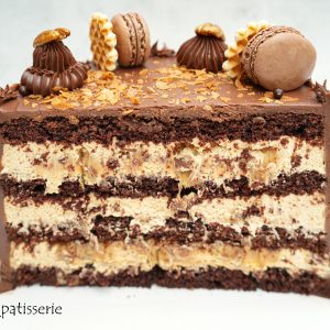 Pekano riešutų ir sūdytos karamelės tortas