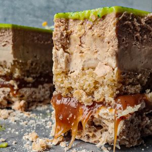 Nutty coffee and caramel cake with meringue